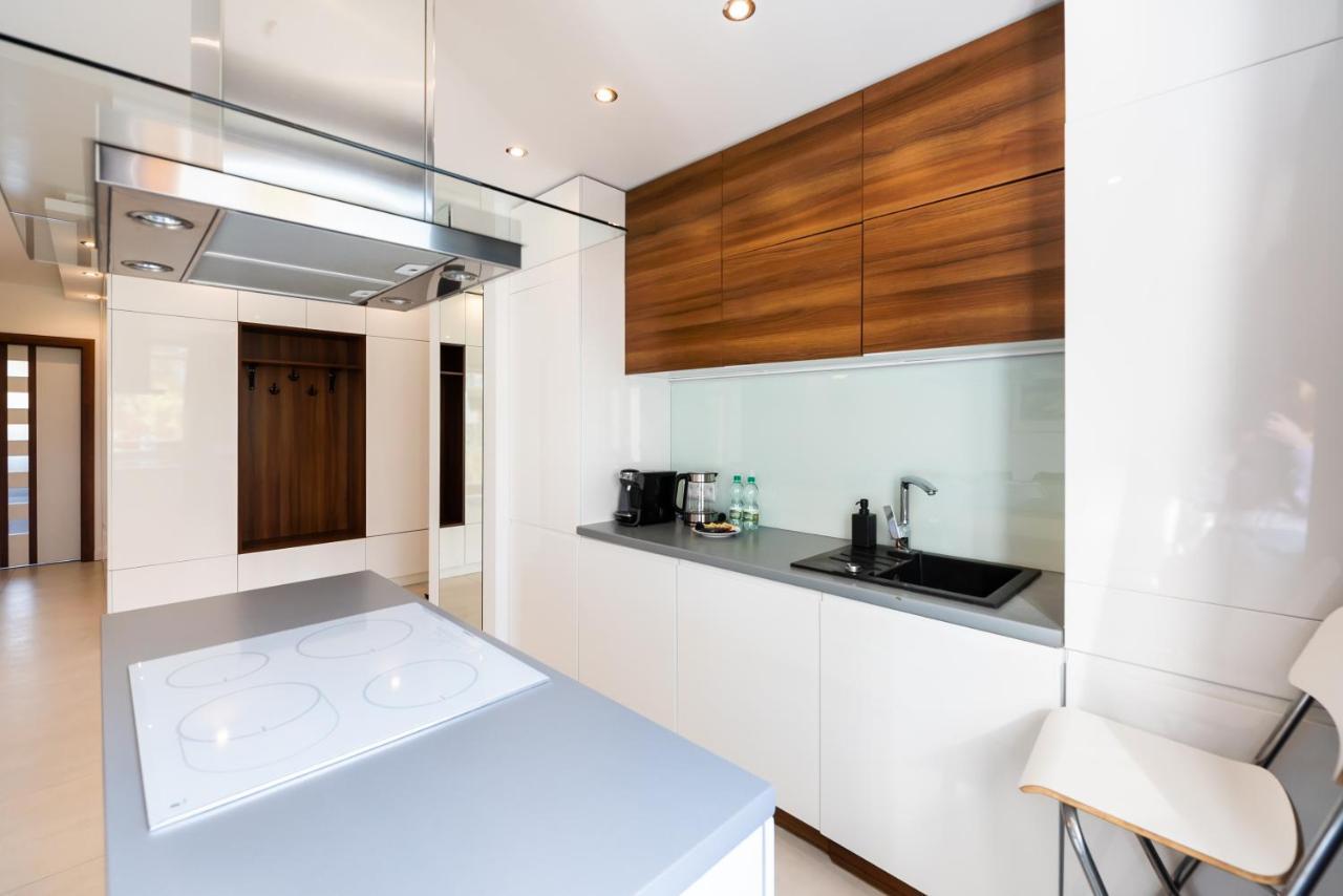 Bluszczanska Modern Urban Apartment Варшава Екстер'єр фото