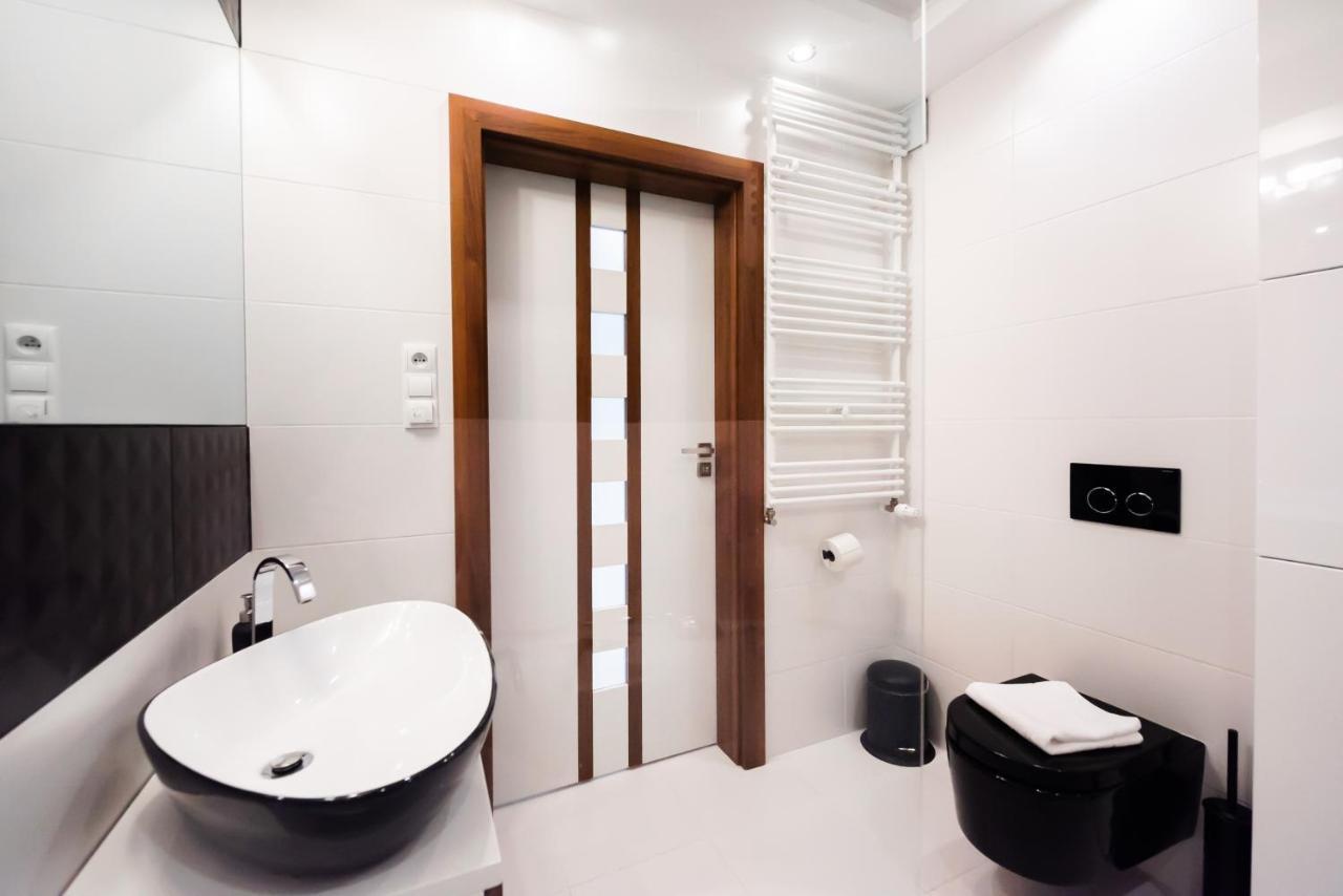 Bluszczanska Modern Urban Apartment Варшава Екстер'єр фото